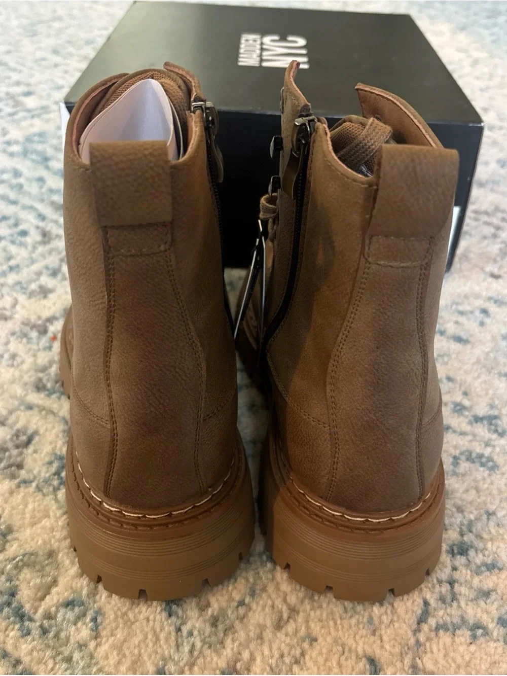 Madden Nyc durable tan